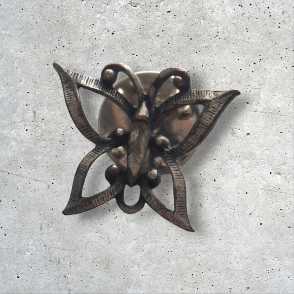 Vintage Silver-Toned Butterfly Brooch - Picture 6 of 7